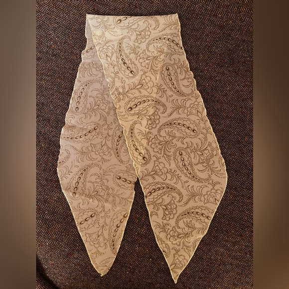 USA Vintage Short Scarf 60s 70s PCI Brand Polyester 5.5 x 35 inches - Picture 2 of 7